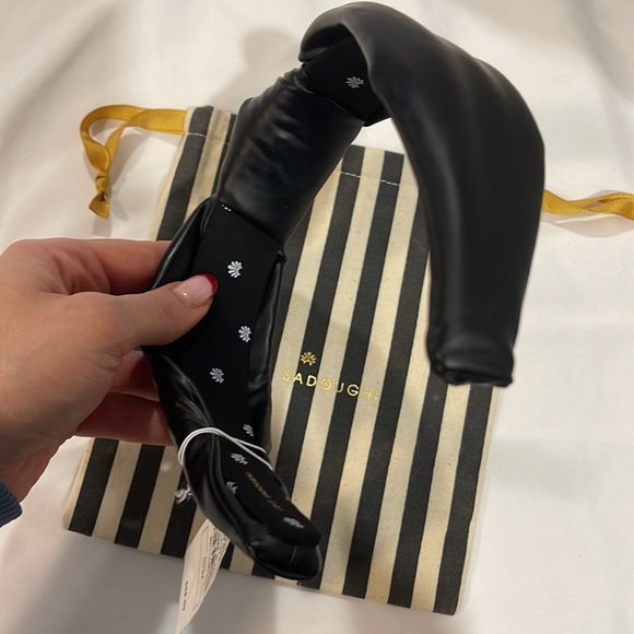 NWT- Lele Sadoughi Black Headband main image 2